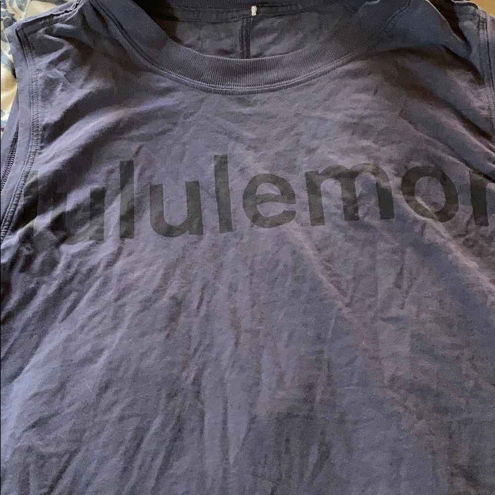Lululemon tank